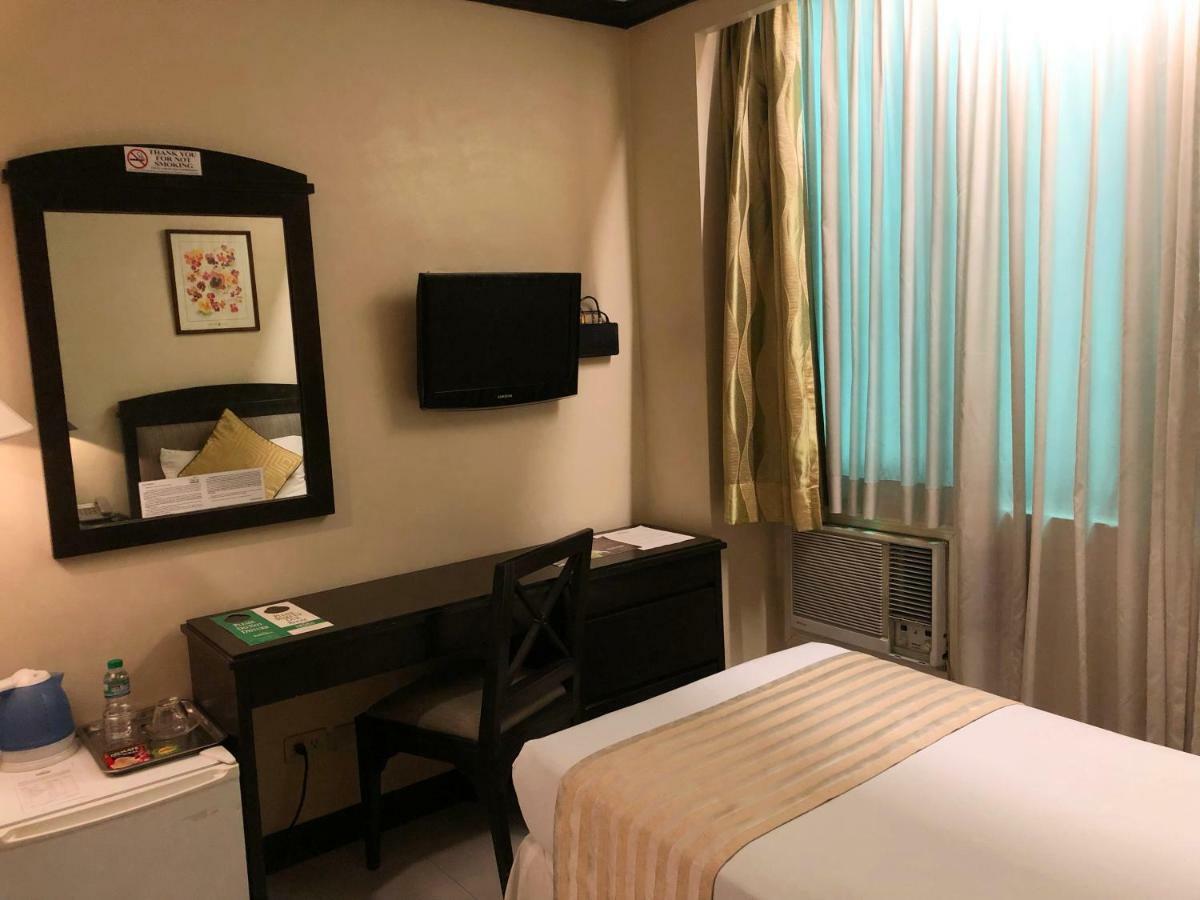 Tower Inn Makati Business Hotel Makati City Exterior photo